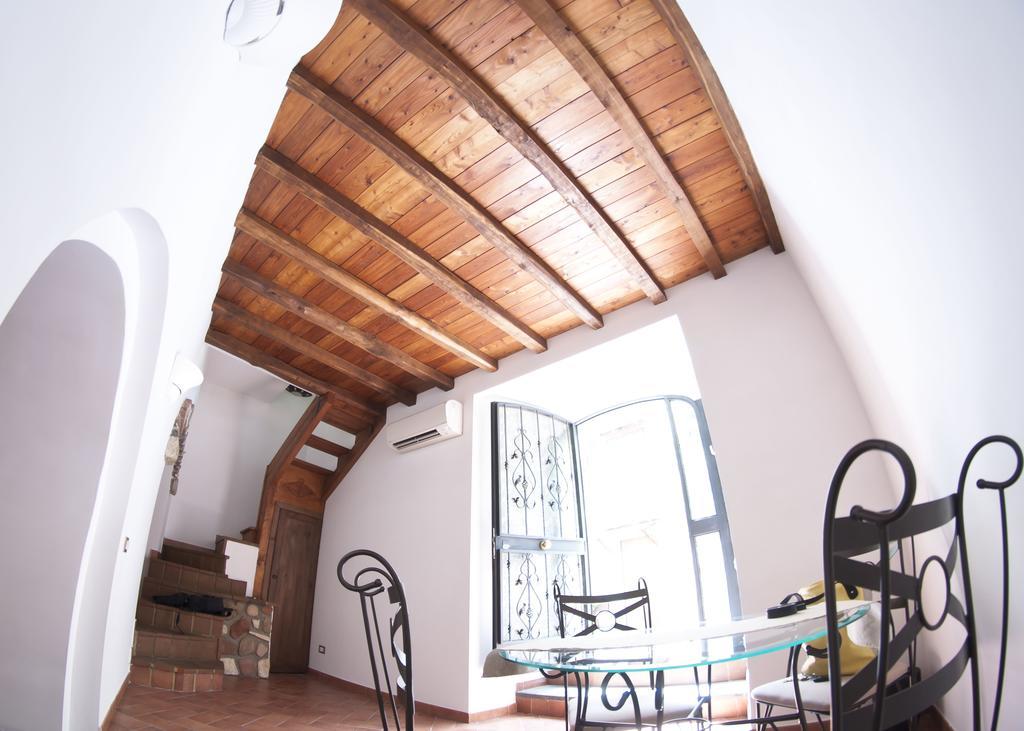 Il Rosciolo Sulla Francigena Apartment Formello Bagian luar foto