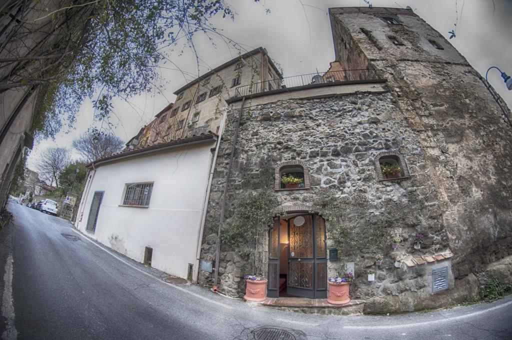 Il Rosciolo Sulla Francigena Apartment Formello Bagian luar foto