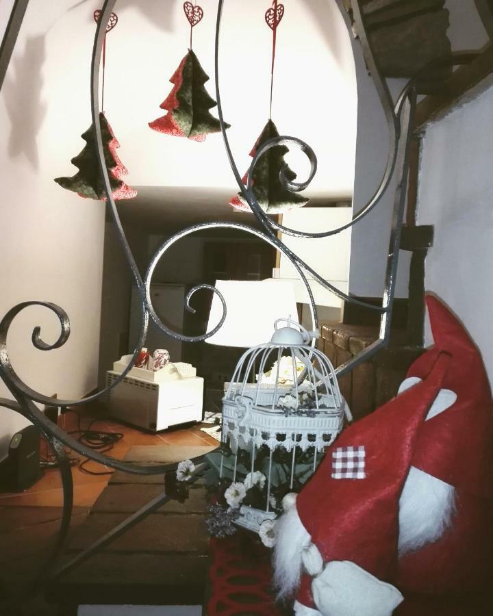 Il Rosciolo Sulla Francigena Apartment Formello Bagian luar foto